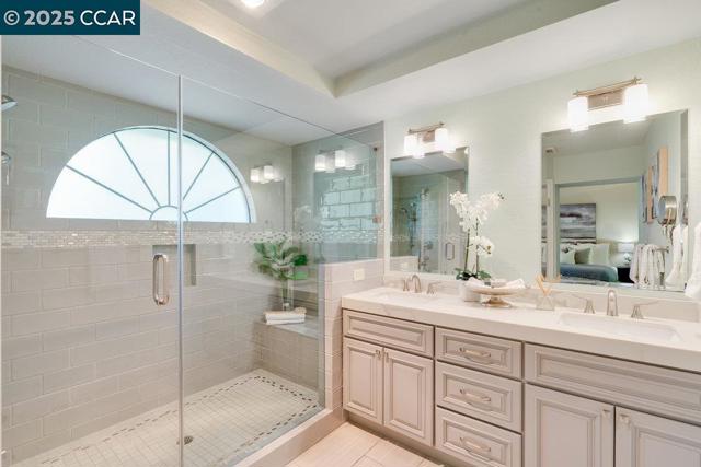 410 Beacon Ridge Lane, Walnut Creek CA: https://media.crmls.org/mediaz/6637b86b-7dd5-496f-9e53-6427e52b4345.jpg