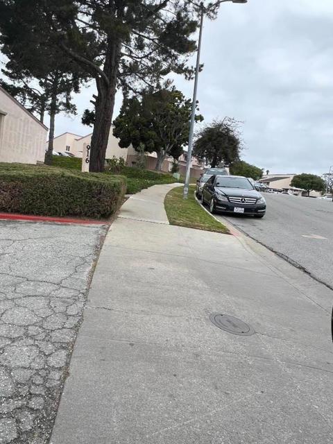 916 Acosta Plaza, Salinas CA: https://media.crmls.org/mediaz/6638434d-1d04-4b52-8dae-1b86cb1a5187.jpg