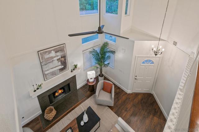 1614 Wesley Way, Vista CA: https://media.crmls.org/mediaz/663883bf-b2b7-42c4-97a7-1b265ee5c1be.jpg