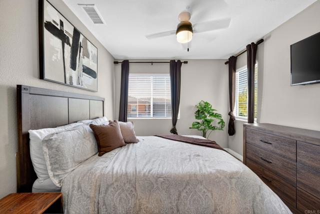 Detail Gallery Image 15 of 27 For 39738 Columbia Union Dr, Murrieta,  CA 92563 - 4 Beds | 2/1 Baths