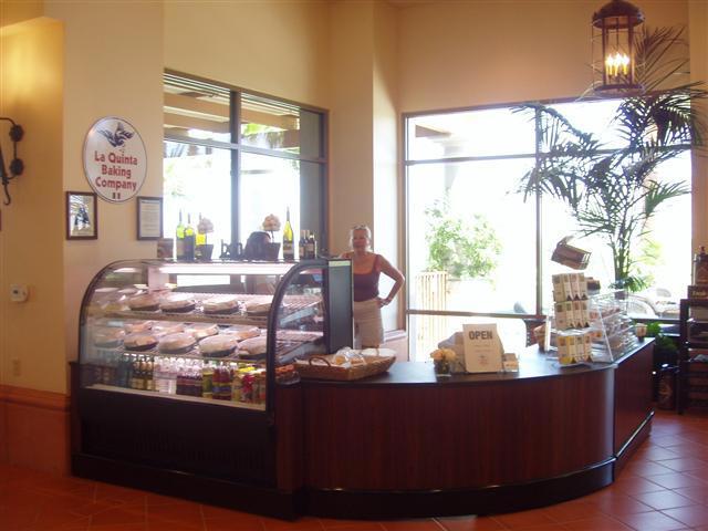 40421 Calle Santa Anita, Indio CA: https://media.crmls.org/mediaz/663bc72a-1742-43ac-8006-319aa90c3dce.jpg