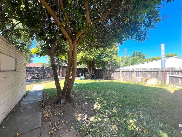 75 S Cragmont Avenue, San Jose CA: https://media.crmls.org/mediaz/663bf3b0-fae2-4620-ad0d-c2e26fde7b1f.jpg
