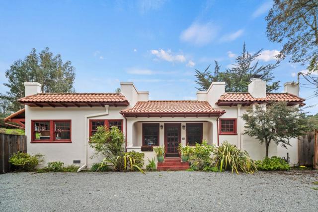 73 Echo Valley Road, Salinas CA: https://media.crmls.org/mediaz/663c2d5c-6aa2-4d2c-8e96-71c0ef5c653f.jpg
