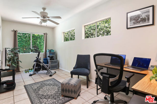 13155 Hartsook Street, Sherman Oaks CA: https://media.crmls.org/mediaz/663f303c-f08c-4a76-ae70-2a463ade5e57.jpg