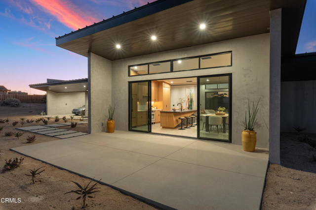 61464 Melton Trail, Joshua Tree CA: https://media.crmls.org/mediaz/663f4efd-8b1f-4140-8862-10dd7a4663b5.jpg