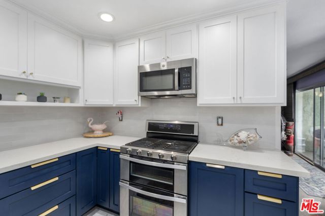 9061 Keith Avenue, West Hollywood CA: https://media.crmls.org/mediaz/663f79e1-b56b-4116-88b9-6154acfd957e.jpg