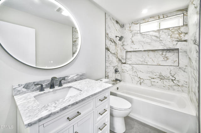 Detail Gallery Image 9 of 11 For 404 Arcade Dr, Ventura,  CA 93003 - 2 Beds | 1/1 Baths