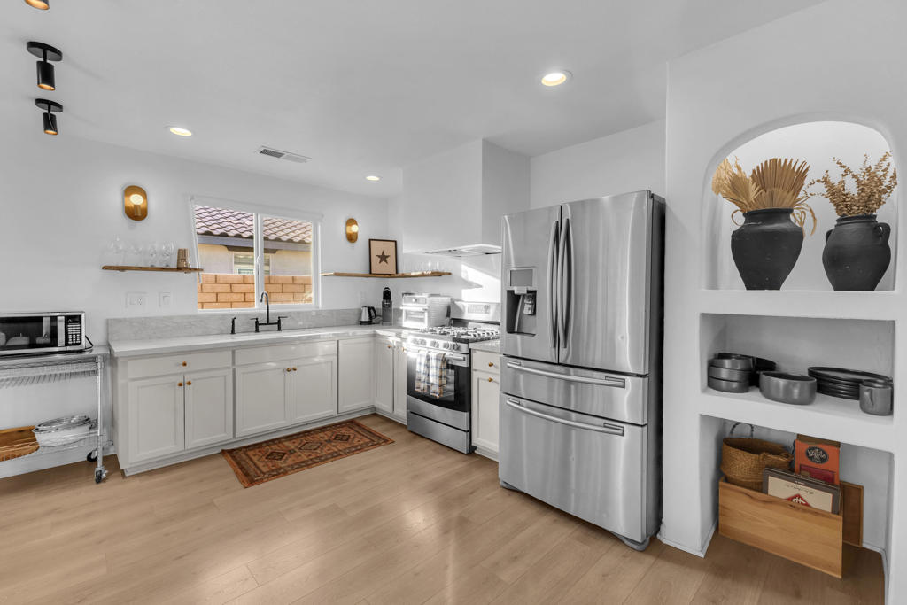 MLS #219138688DA image #2