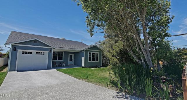 Detail Gallery Image 1 of 22 For 135 Dana St, Fort Bragg,  CA 95437 - 3 Beds | 2 Baths