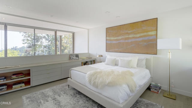 2266 Panorama Terrace, Los Angeles CA: https://media.crmls.org/mediaz/66462f64-4a6a-4933-8ea8-08584a178948.jpg