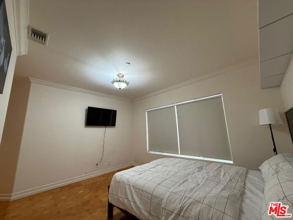 66468B8F 3776 4366 9008 91026Ed036D5 1966 Rangeview Drive, Glendale, Ca 91201 &Lt;Span Style='BackgroundColor:transparent;Padding:0Px;'&Gt; &Lt;Small&Gt; &Lt;I&Gt; &Lt;/I&Gt; &Lt;/Small&Gt;&Lt;/Span&Gt;