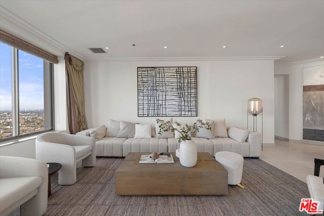 10724 Wilshire Boulevard, Los Angeles CA: https://media.crmls.org/mediaz/6646abb1-4d60-4273-a5a0-fc9ea5411272.jpg