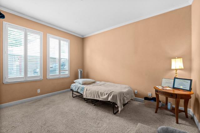 376 Sterling Way, San Rafael CA: https://media.crmls.org/mediaz/6646f3d5-310b-43e9-abcc-b97a2c7f04fc.jpg