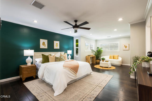 11442 Brainard Avenue, Sylmar CA: https://media.crmls.org/mediaz/66477154-50f4-45d5-b4ae-bd029cd9e477.jpg