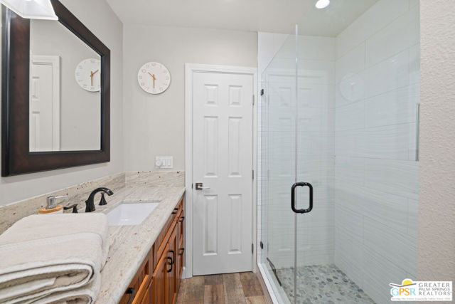 2002 S Bobolink Lane, Palm Springs CA: https://media.crmls.org/mediaz/66483dd7-2cb6-4bbc-8b8c-b06f02b62389.jpg