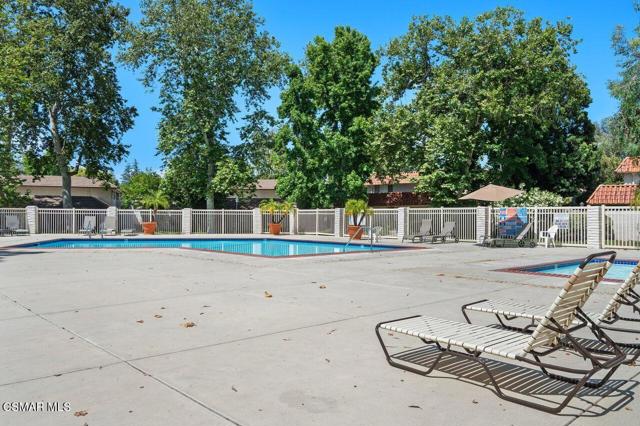 1228 Kirkford Way, Westlake Village CA: https://media.crmls.org/mediaz/664acce6-d0e8-4d19-8737-5694469e6a43.jpg