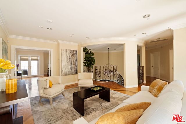 11925 Charnock Road, Los Angeles CA: https://media.crmls.org/mediaz/664d24ec-b874-40d3-8eab-3cc7b6f046ac.jpg