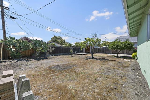 2243 Emmett Court, Santa Clara CA: https://media.crmls.org/mediaz/664d3077-c9ba-47fd-90f9-88269818a0fa.jpg