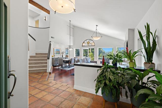 Detail Gallery Image 9 of 74 For 1153 via Montecito, Encinitas,  CA 92024 - 4 Beds | 2/1 Baths