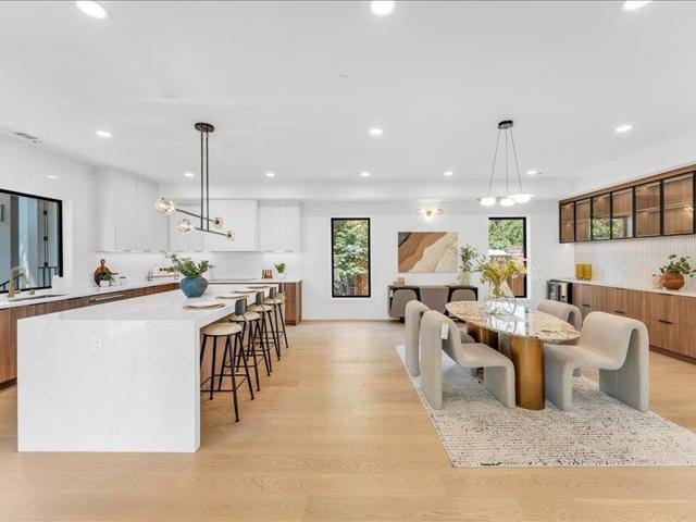 883 Rorke Way, Palo Alto CA: https://media.crmls.org/mediaz/664e58c4-ccc1-438a-92ed-e312965dd5b1.jpg