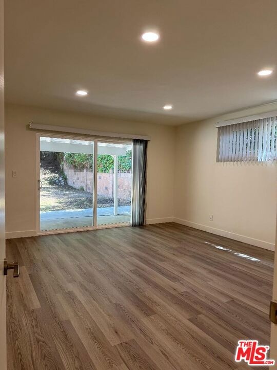8408 Fable Avenue, West Hills CA: https://media.crmls.org/mediaz/664e5cbb-1860-473d-9fe4-7499ce085d61.jpg