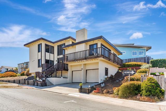 124 Surf Way, Monterey CA: https://media.crmls.org/mediaz/664ebb3d-e5dd-411f-939f-a7c92cdf226f.jpg