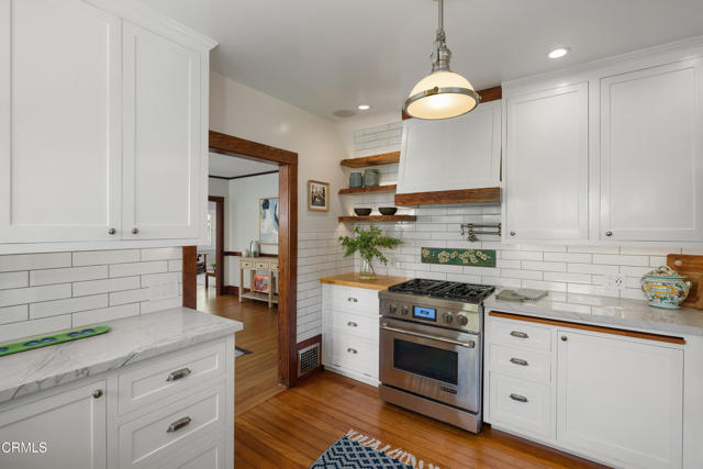 1036 N Chester Avenue, Pasadena CA: https://media.crmls.org/mediaz/664f31e3-773e-4ad7-b319-c04542b7ba62.jpg