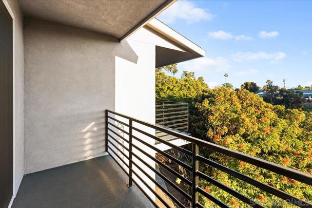 Image 36 of 72 For 4221 Mount Casas Ct