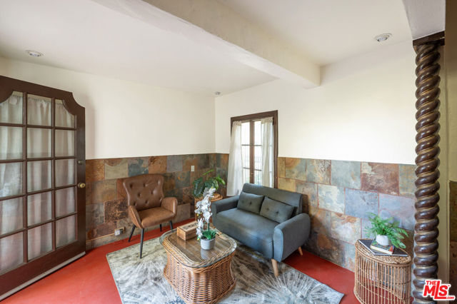 6655 Emmet Terrace, Los Angeles CA: https://media.crmls.org/mediaz/66513ff3-177a-4c97-a66e-bfade052fdde.jpg