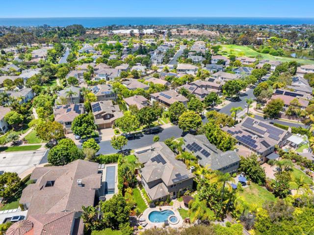 593 Paloma Court, Encinitas CA: https://media.crmls.org/mediaz/6652175f-f2f2-496d-bd4f-2ad73faaebda.jpg