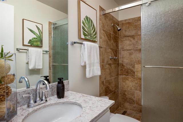 17 Ora Way, San Francisco CA: https://media.crmls.org/mediaz/6652cd9b-6228-47b8-813a-0ed3711b03f6.jpg