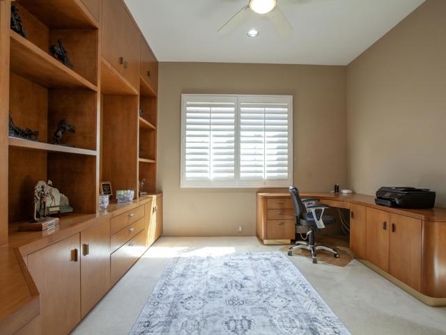 Image 40 of 44 For 78975 Via Carmel