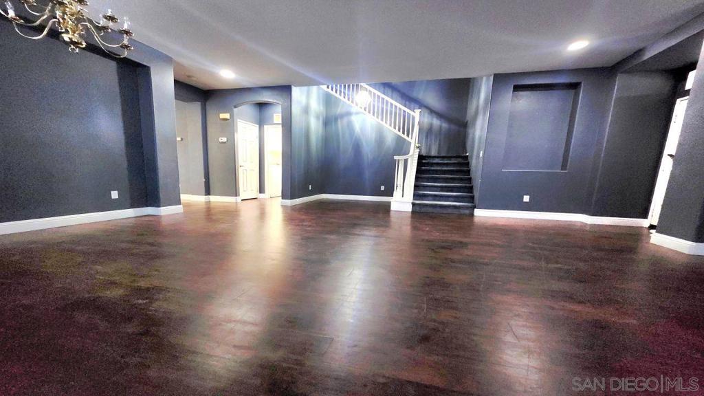 MLS #250045017SD image #17