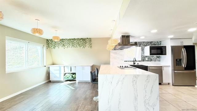 2956 La Cresta Road, El Cajon CA: https://media.crmls.org/mediaz/66544513-6349-444b-b9cf-7a159bcf1b8f.jpg