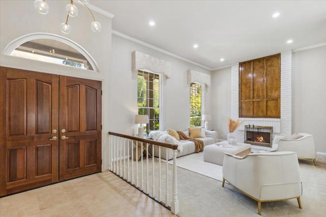 5950 Crossmont Circle, San Jose CA: https://media.crmls.org/mediaz/6656b2be-0f36-4f1c-af42-3858b4694e71.jpg