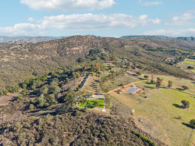 26086 Bear Valley Heights Road, Escondido CA: https://media.crmls.org/mediaz/665738cb-bba9-4a25-b281-e8c119219346.jpg