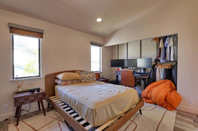 482 S Willard Avenue, San Jose CA: https://media.crmls.org/mediaz/66582428-e4dd-44e8-a854-853aa27417e0.jpg