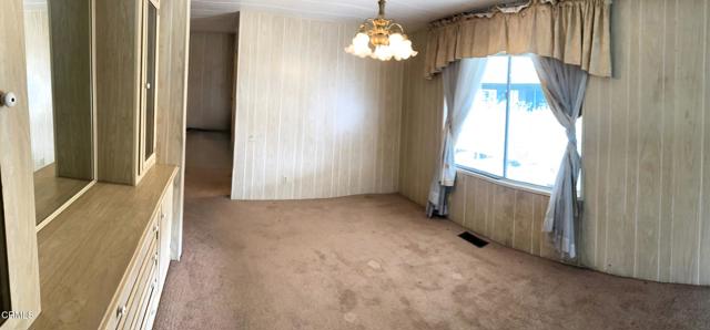 16 Isabel Avenue, Camarillo CA: https://media.crmls.org/mediaz/66593adb-daff-4e2f-a8eb-8af474a3eae5.jpg