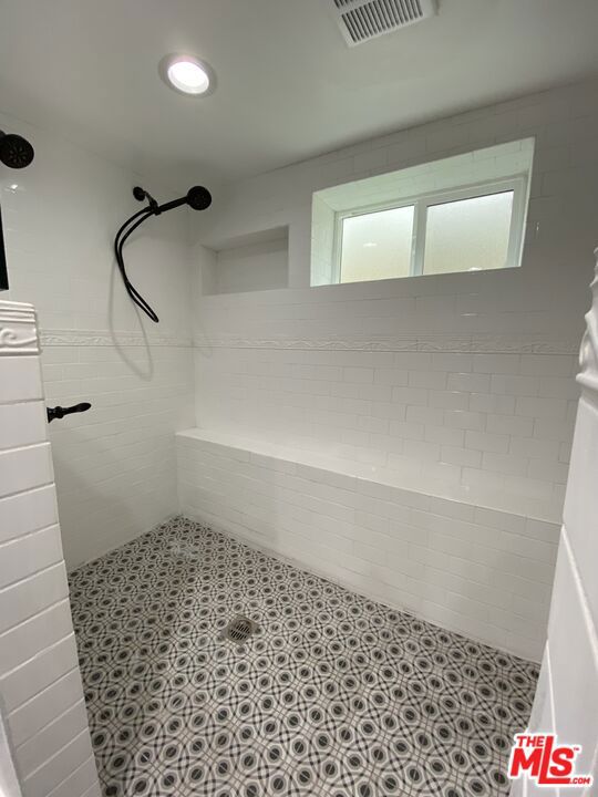 84 N Palm Street, Ventura CA: https://media.crmls.org/mediaz/6659a74c-ee10-4039-941b-f80bd8833f5d.jpg