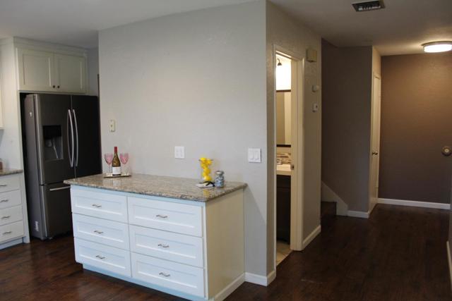 1025 Fillippelli Drive, Gilroy CA: https://media.crmls.org/mediaz/665a25ce-b8e9-43be-b647-34d631fd7d7c.jpg