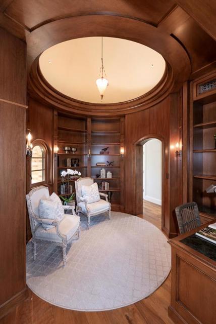 30 Drayton Road, Hillsborough CA: https://media.crmls.org/mediaz/665b1f22-7641-4ec2-b6b7-aebd3a616659.jpg