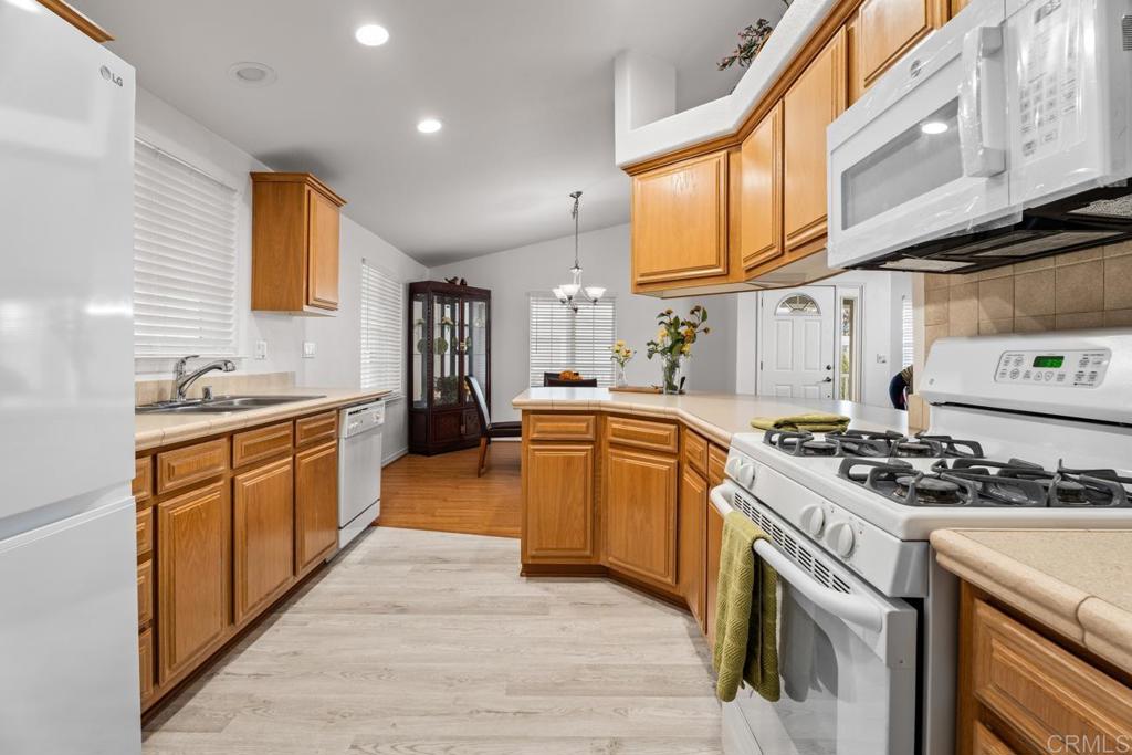 10770 Black Mountain Rd - photo 16