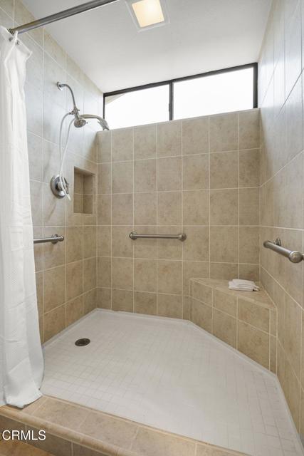 7024 Meadowview Court, Ventura CA: https://media.crmls.org/mediaz/665bae45-e3fc-4ae1-95d3-5b0daf1eb6d9.jpg