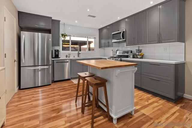 10231 Settle Rd, Santee CA: https://media.crmls.org/mediaz/665bb23e-dc7f-4177-885d-129156cf0fdf.jpg