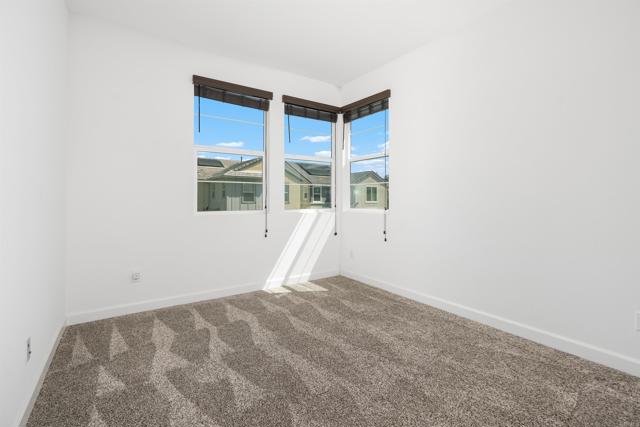 Image 20 of 39 For 1912 Julie Dawn Place