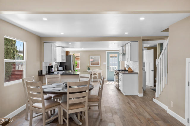 Detail Gallery Image 7 of 23 For 201 S S Olive St, Ventura,  CA 93001 - 3 Beds | 2 Baths
