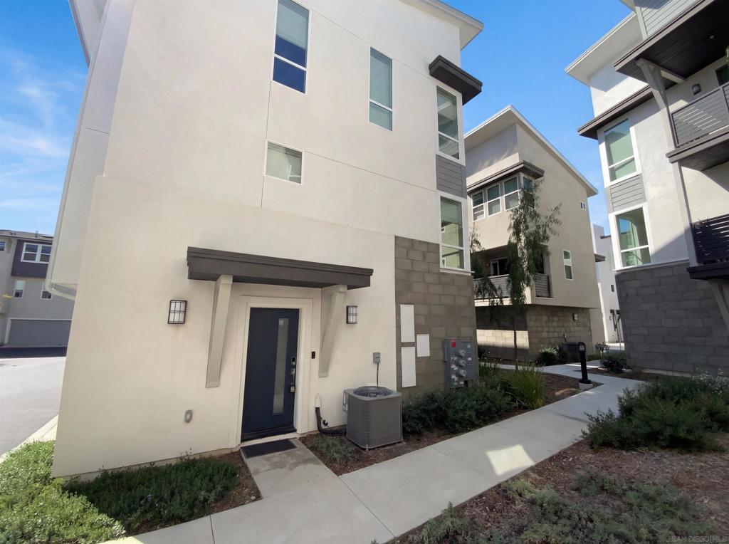 10462 Newbliss Way, San Diego