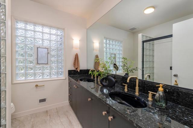 12 Las Aromas, Orinda CA: https://media.crmls.org/mediaz/6660128f-f363-4788-93e7-b4f80ac3e5f1.jpg