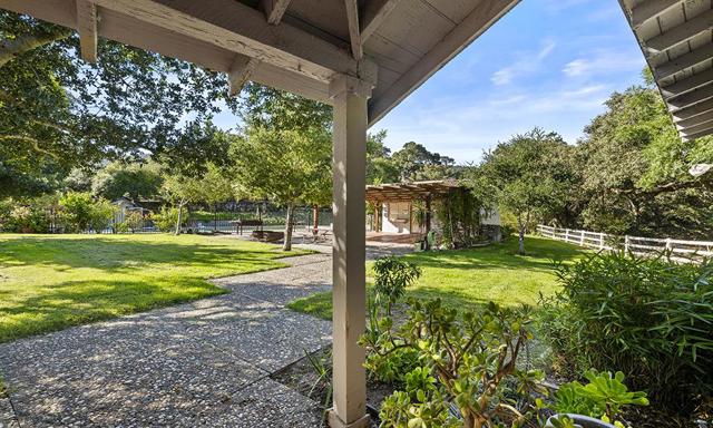 547 Mission Vineyard Road, San Juan Bautista CA: https://media.crmls.org/mediaz/6660c900-0986-4b50-a748-1de38e81b52d.jpg