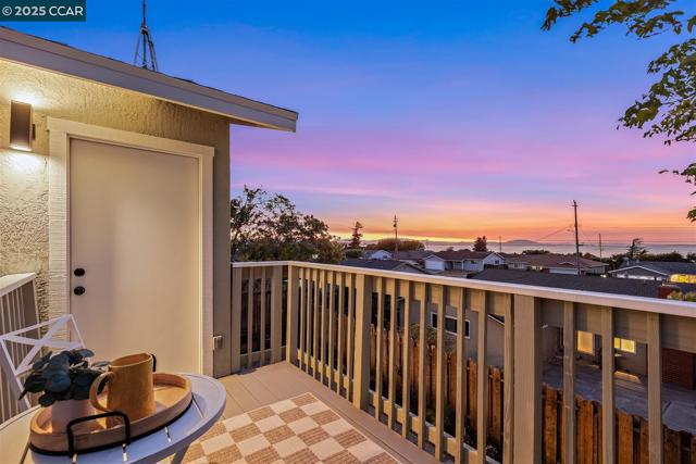 2283 Greenwich Rd, San Pablo CA: https://media.crmls.org/mediaz/6660ec82-0952-4e01-a52a-c07b0067412a.jpg